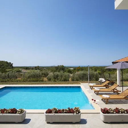 Vakantiehuis Euphoria Mit Pool, Sauna Und Whirlpool *