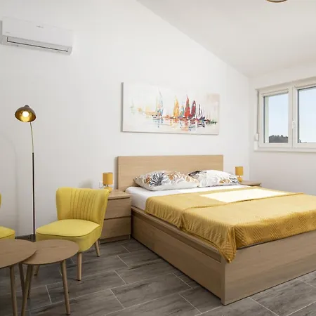 Prázdninový dům Euphoria Mit Pool, Sauna Und Whirlpool
